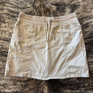 Women’s Kahkis & Company Skort, Size 12